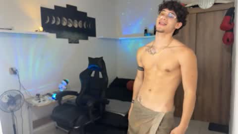 Snapshot of kisan_smith chatting on February 14, 4:42 am Kisan online show from February 14, 4:42 am