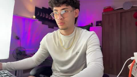 Snapshot of kisan_smith chatting on March 10, 2:38 am Kisan online show from March 10, 2:38 am