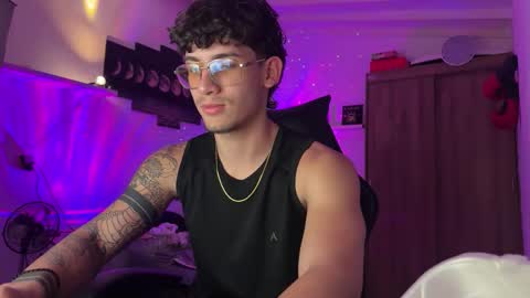 Snapshot of kisan_smith chatting on March 18, 3:53 am Kisan online show from March 18, 3:53 am