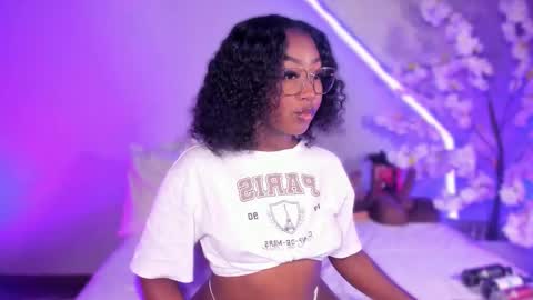 kishalove_ online show from February 10, 11:03 am