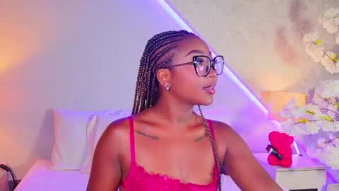 kishalove_ online show from July 7, 10:19 am