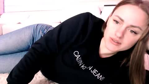 Snapshot of kiss_ksu chatting on April 3, 4:21 am Kiss Ksu online show from April 3, 4:21 am