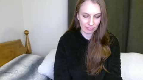Allie online show from December 24, 3:05 am