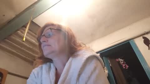 kissandvibe online show from September 14, 6:29 pm