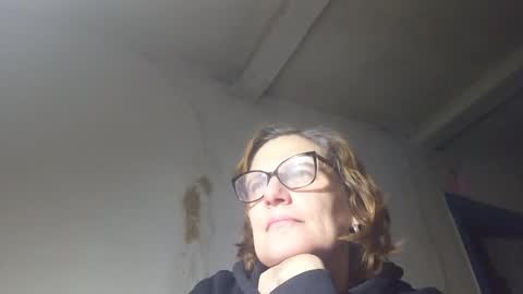 kissandvibe online show from March 9, 8:13 pm