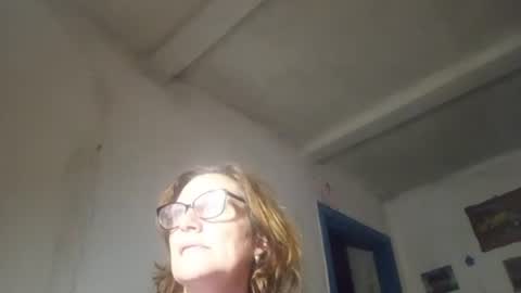 kissandvibe online show from August 2, 8:40 pm
