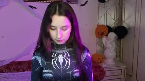 Hot Eva online show from October 27, 11:36 am