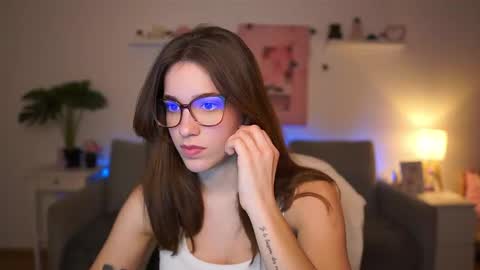 Snapshot of kissiecat chatting on February 11, 2:44 pm Sisi online show from February 11, 2:44 pm