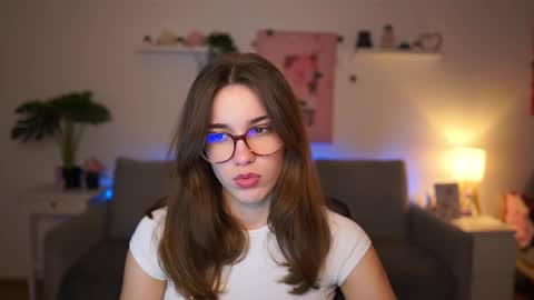 Snapshot of kissiecat chatting on February 12, 2:34 pm Sisi online show from February 12, 2:34 pm