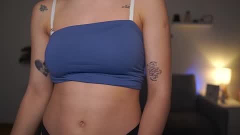 Snapshot of kissiecat chatting on March 9, 2:54 pm Sisi online show from March 9, 2:54 pm