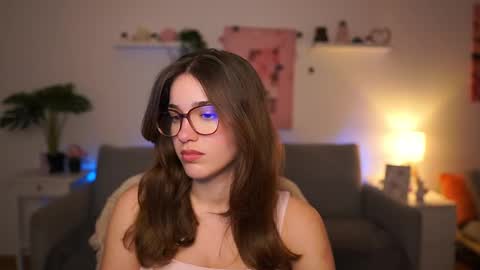 Snapshot of kissiecat chatting on March 24, 2:33 pm Sisi online show from March 24, 2:33 pm