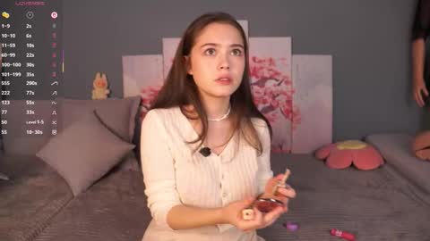 Lola online show from October 16, 7:09 am