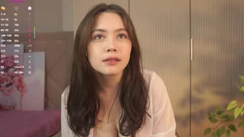 Lola online show from December 21, 8:32 am