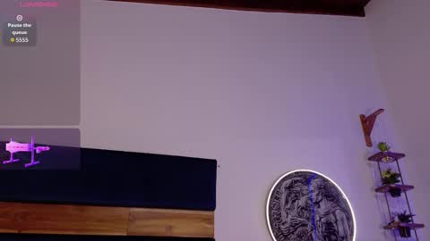 Kissing Company online show from November 7, 3:06 am