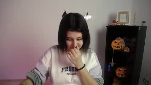 kissleoxx online show from November 9, 1:31 pm