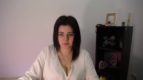 kissleoxx online show from December 16, 11:48 am