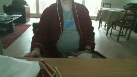 kisslog1 online show from December 28, 8:37 am