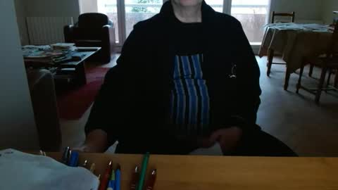 Snapshot of kisslog1 chatting on January 18, 7:56 am kisslog1 online show from January 18, 7:56 am