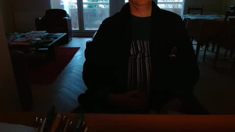 Snapshot of kisslog1 chatting on February 14, 4:26 pm kisslog1 online show from February 14, 4:26 pm