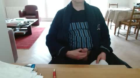 kisslog1 online show from March 29, 1:55 pm