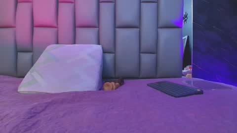 BELLA FLAME online show from September 25, 7:06 pm