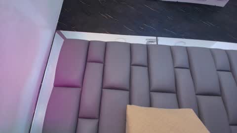 BELLA FLAME online show from February 27, 7:03 pm