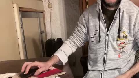 kissofbanned1983 online show from January 16, 9:57 am