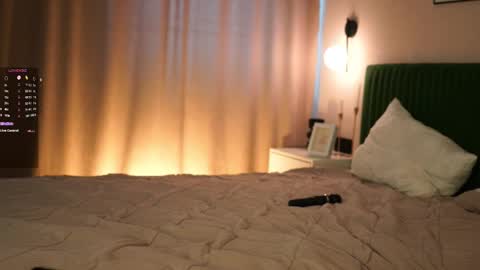 Snapshot of kissofflame chatting on September 20, 7:53 am Jane online show from September 20, 7:53 am