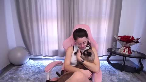 Snapshot of kisulya_meow246 chatting on September 22, 7:10 am Vikki Rose online show from September 22, 7:10 am