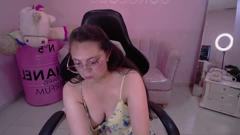 kit_fox_a online show from September 11, 7:47 pm