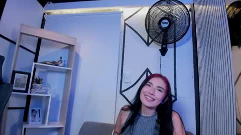 Snapshot of kitanna_1 chatting on June 5, 10:15 pm kitanna_1 online show from June 5, 10:15 pm