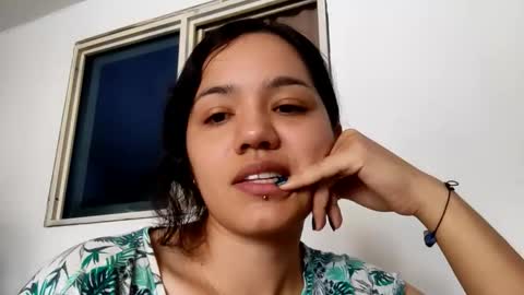 kitcatdreams online show from April 12, 4:23 pm