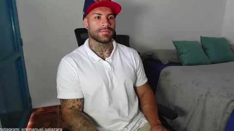 Snapshot of kite__ chatting on January 13, 3:04 pm kite__ online show from January 13, 3:04 pm