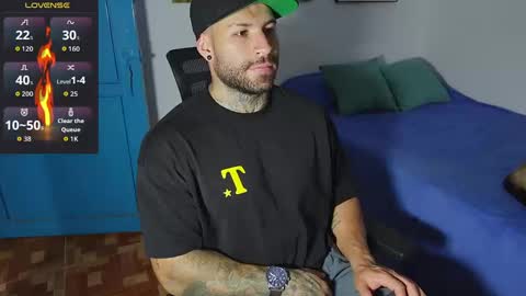 Snapshot of kite__ chatting on September 20, 3:40 am kite__ online show from September 20, 3:40 am