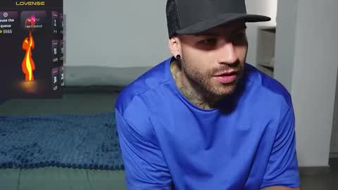 Snapshot of kite__ chatting on September 30, 3:06 pm kite__ online show from September 30, 3:06 pm