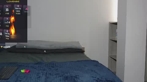 Snapshot of kite__ chatting on October 3, 3:53 pm kite__ online show from October 3, 3:53 pm