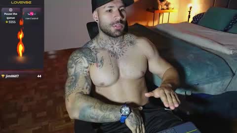 Snapshot of kite__ chatting on March 9, 2:32 pm kite__ online show from March 9, 2:32 pm