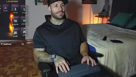 Snapshot of kite__ chatting on March 23, 2:10 pm kite__ online show from March 23, 2:10 pm