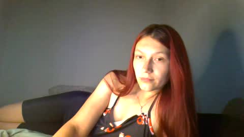 kiti_kitiss online show from June 30, 6:20 pm