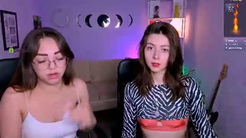 kitniss online show from June 14, 2:24 am