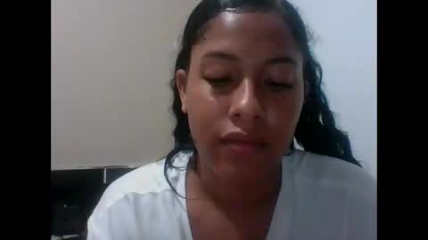 Snapshot of kitra_new chatting on October 22, 9:09 am kitra_new online show from October 22, 9:09 am