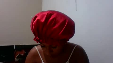 Snapshot of kitra_new chatting on November 1, 5:53 am kitra_new online show from November 1, 5:53 am