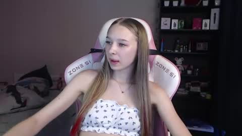 kitsuneyX online show from July 8, 12:26 am