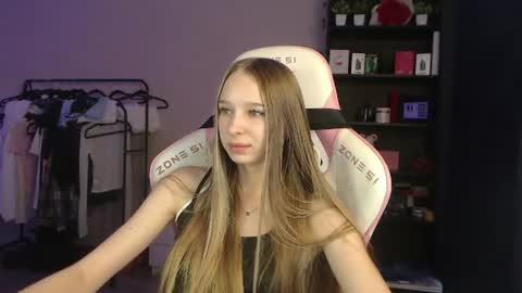 kitsuneyX online show from July 20, 11:51 pm