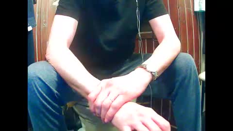 Snapshot of kitt123123 chatting on February 13, 10:55 am kitt online show from February 13, 10:55 am