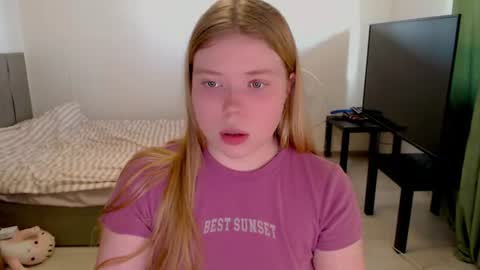 Jennyblonde and Emmabrunette online show from July 12, 3:25 pm