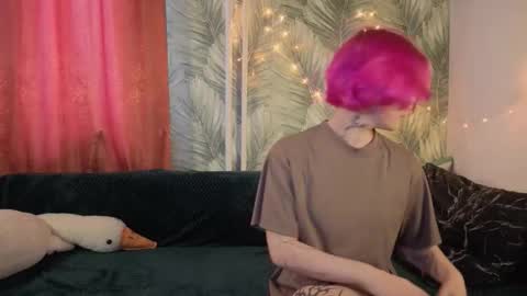 Emily online show from September 18, 11:23 am