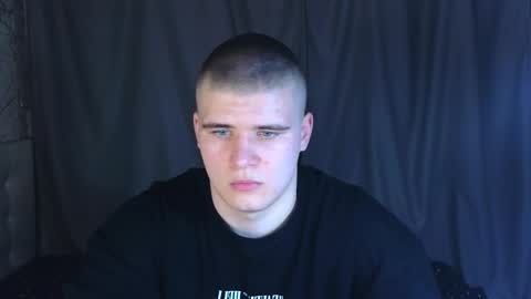 Snapshot of kittenmur chatting on December 30, 5:23 pm Vlad online show from December 30, 5:23 pm