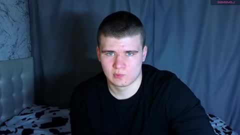 Snapshot of kittenmur chatting on January 13, 2:53 pm Vlad online show from January 13, 2:53 pm