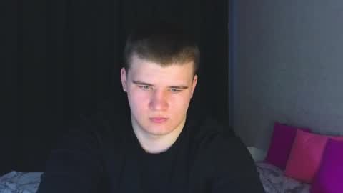 Snapshot of kittenmur chatting on March 9, 11:58 am Vlad online show from March 9, 11:58 am